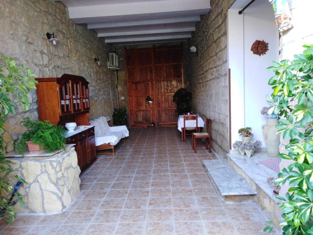 Anticacasaliori Bed & Breakfast Dolianova Luaran gambar